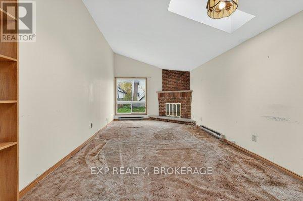 11 CARRUTHERS AVENUE - 10