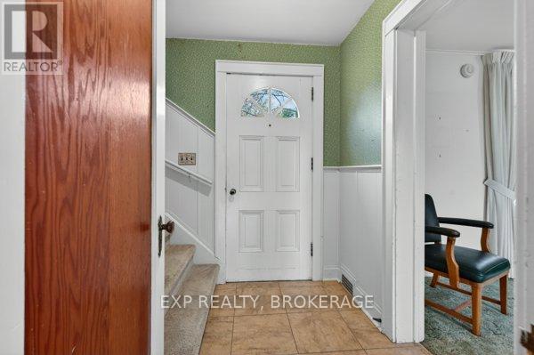 11 CARRUTHERS AVENUE - 12