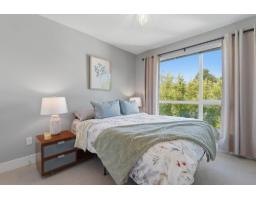 303 15747 Marine Drive, White Rock, BC V4B1E4 Photo 19
