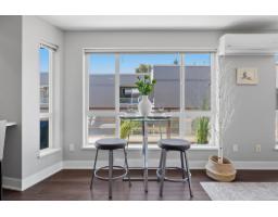 303 15747 Marine Drive, White Rock, BC V4B1E4 Photo 8