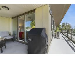 303 15747 Marine Drive, White Rock, BC V4B1E4 Photo 25