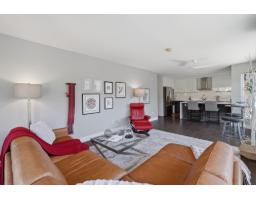 303 15747 Marine Drive, White Rock, BC V4B1E4 Photo 11