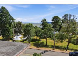 303 15747 Marine Drive, White Rock, BC V4B1E4 Photo 30
