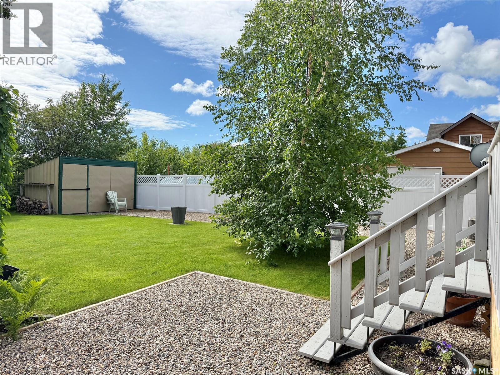 209 Lakeview Ave N, Morin Lake - 41