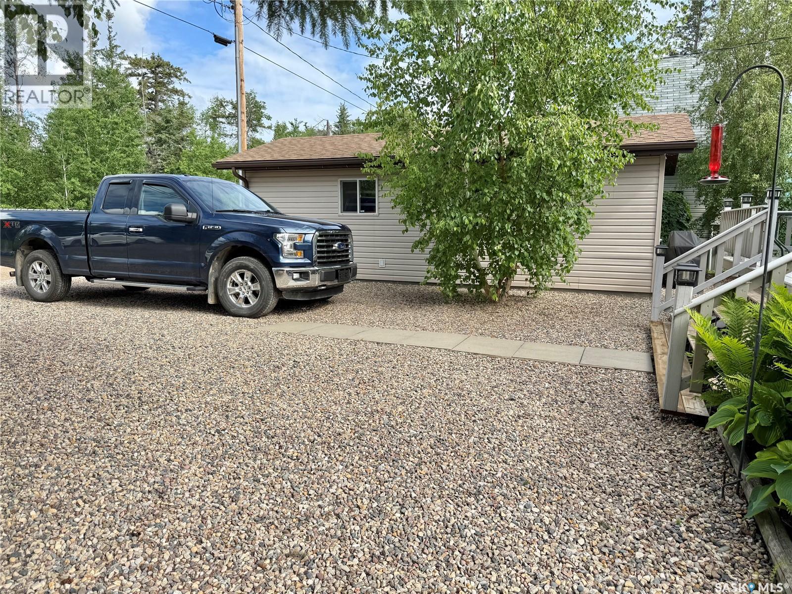 209 Lakeview Ave N, Morin Lake - 44
