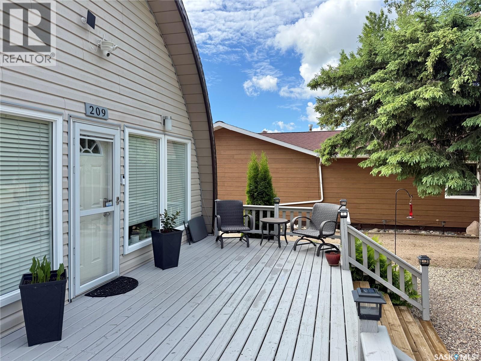 209 Lakeview Ave N, Morin Lake - 34