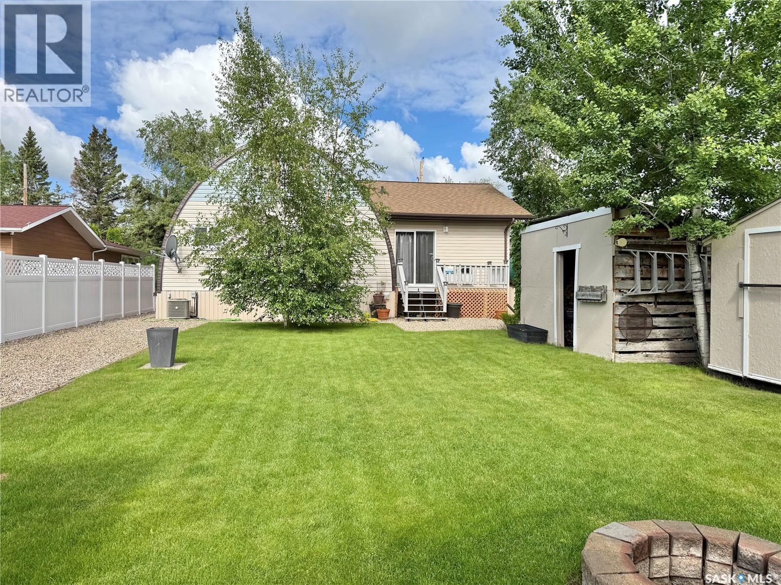 209 Lakeview Ave N, Morin Lake - 40