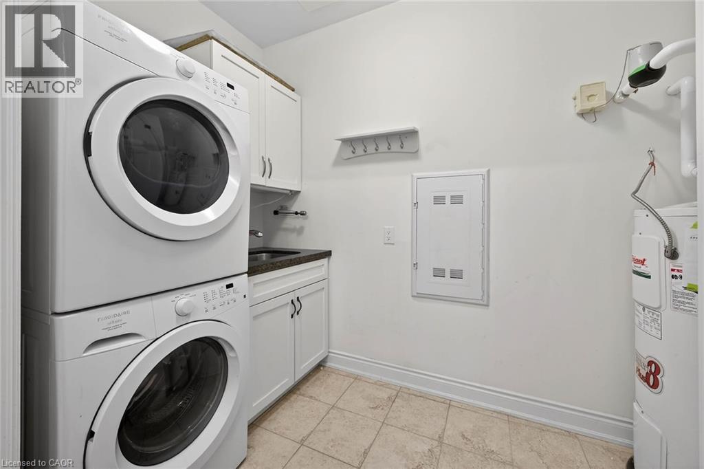 #409 205 LAKESHORE Road W - 18