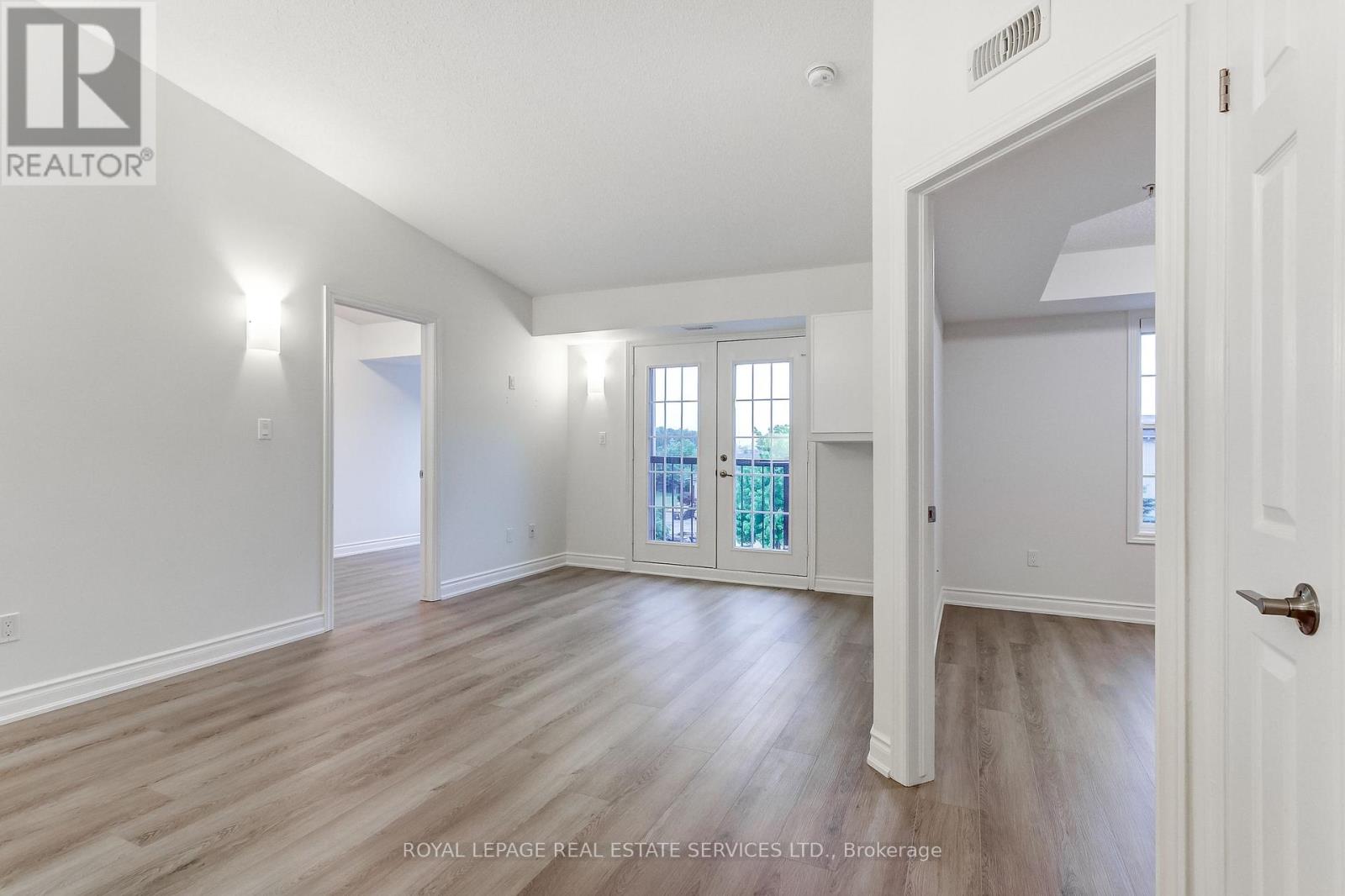 #409 1483 MAPLE AVENUE - 21