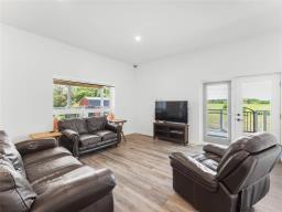 6 Charlie Hapko Road, Lac Du Bonnet, MB R0E1A0 Photo 15