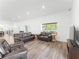 6 Charlie Hapko Road, Lac Du Bonnet, MB R0E1A0 Photo 16
