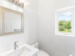 6 Charlie Hapko Road, Lac Du Bonnet, MB R0E1A0 Photo 33