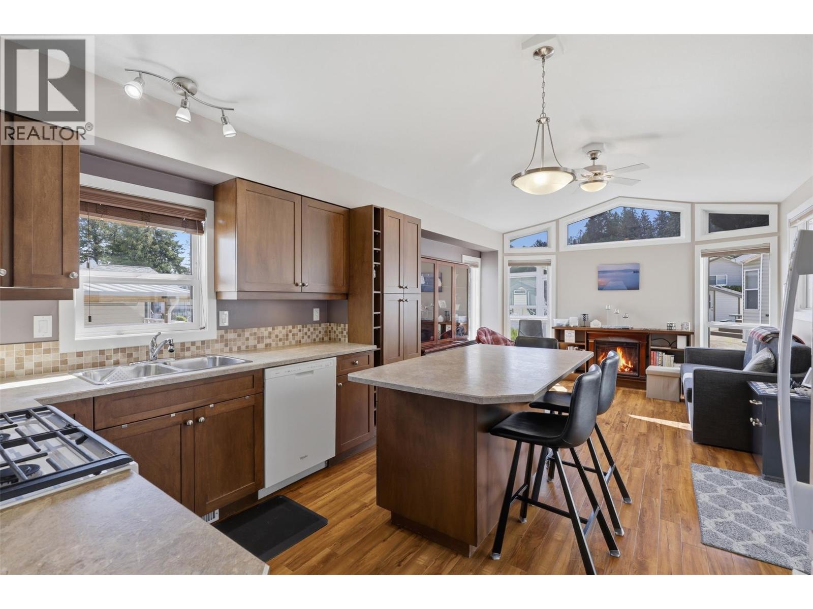 #30 667 Waverly Park Frontage Road - 9