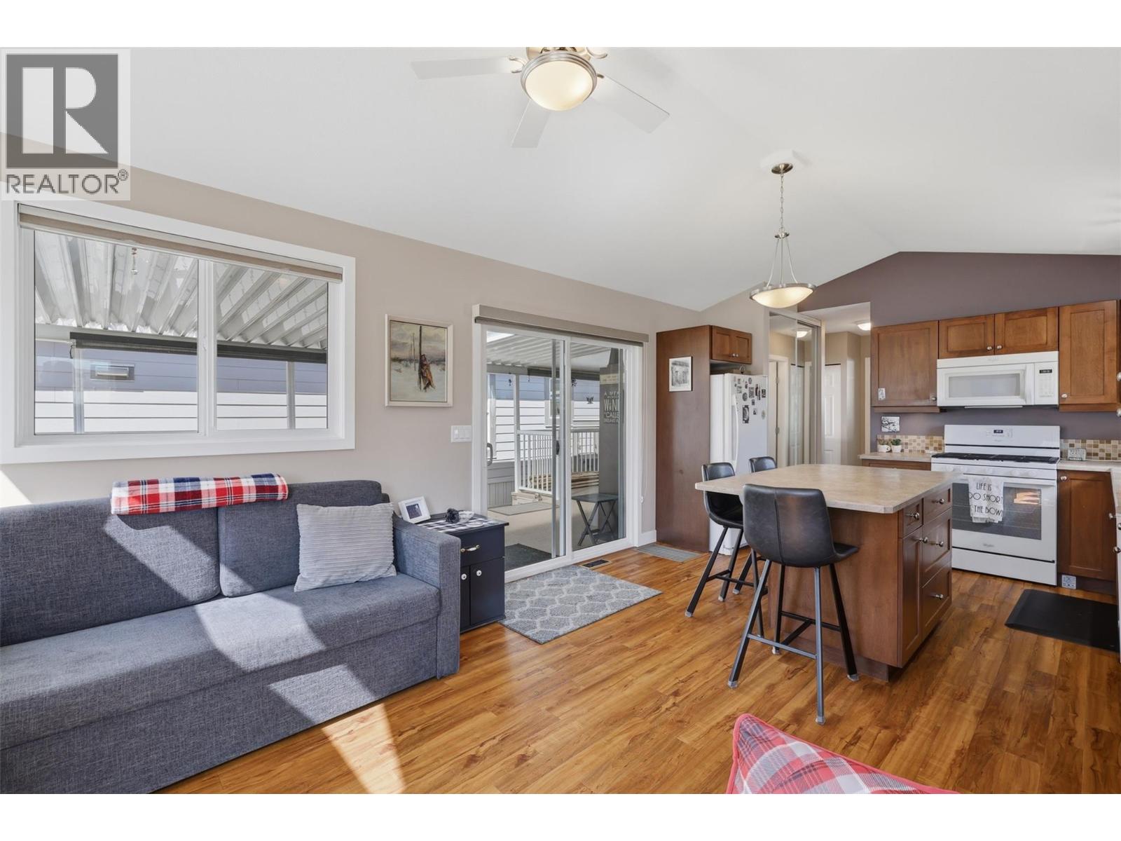 #30 667 Waverly Park Frontage Road - 15