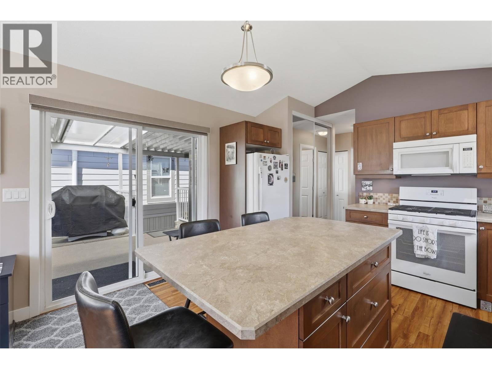 #30 667 Waverly Park Frontage Road - 12