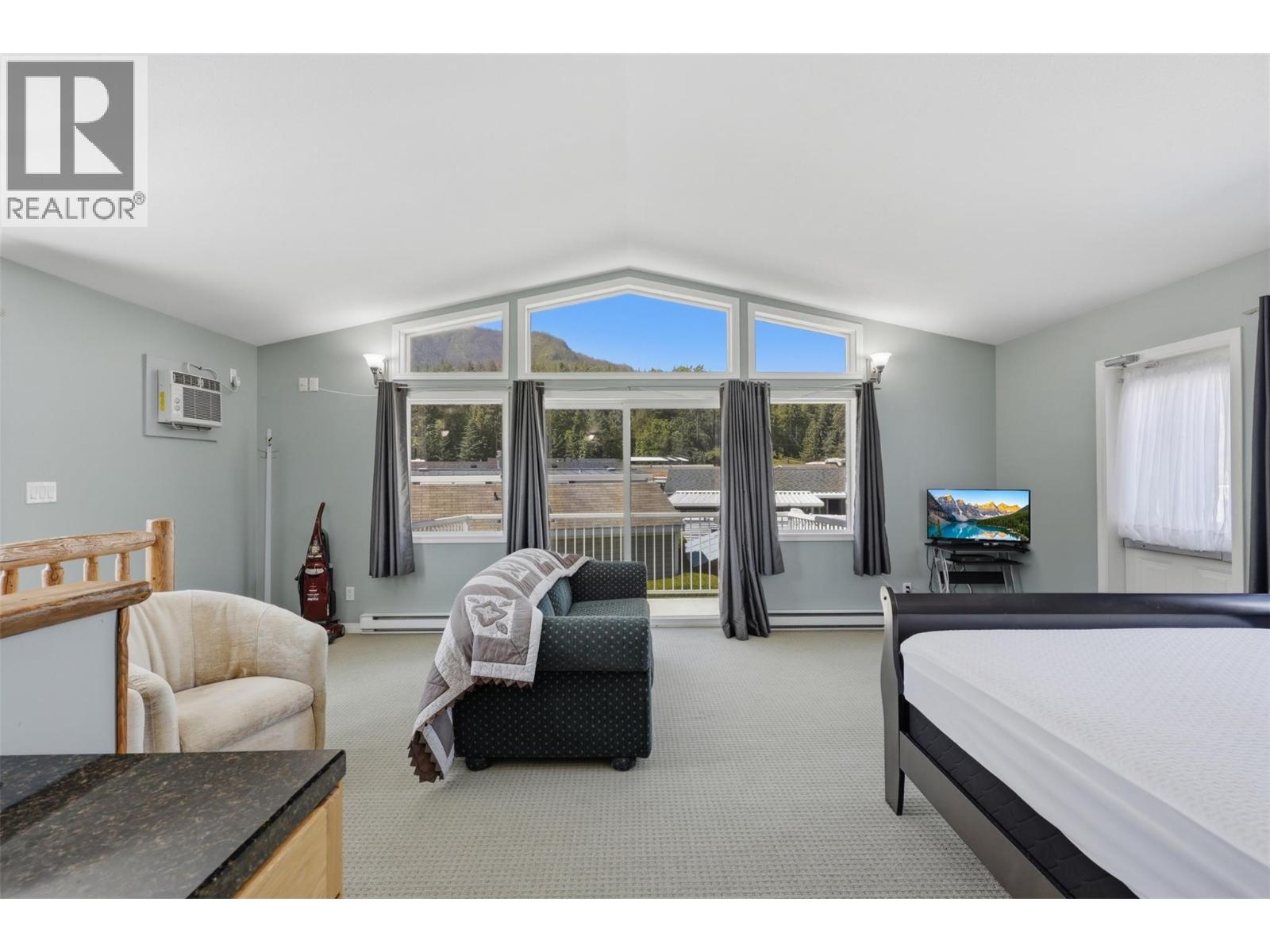 #30 667 Waverly Park Frontage Road - 37