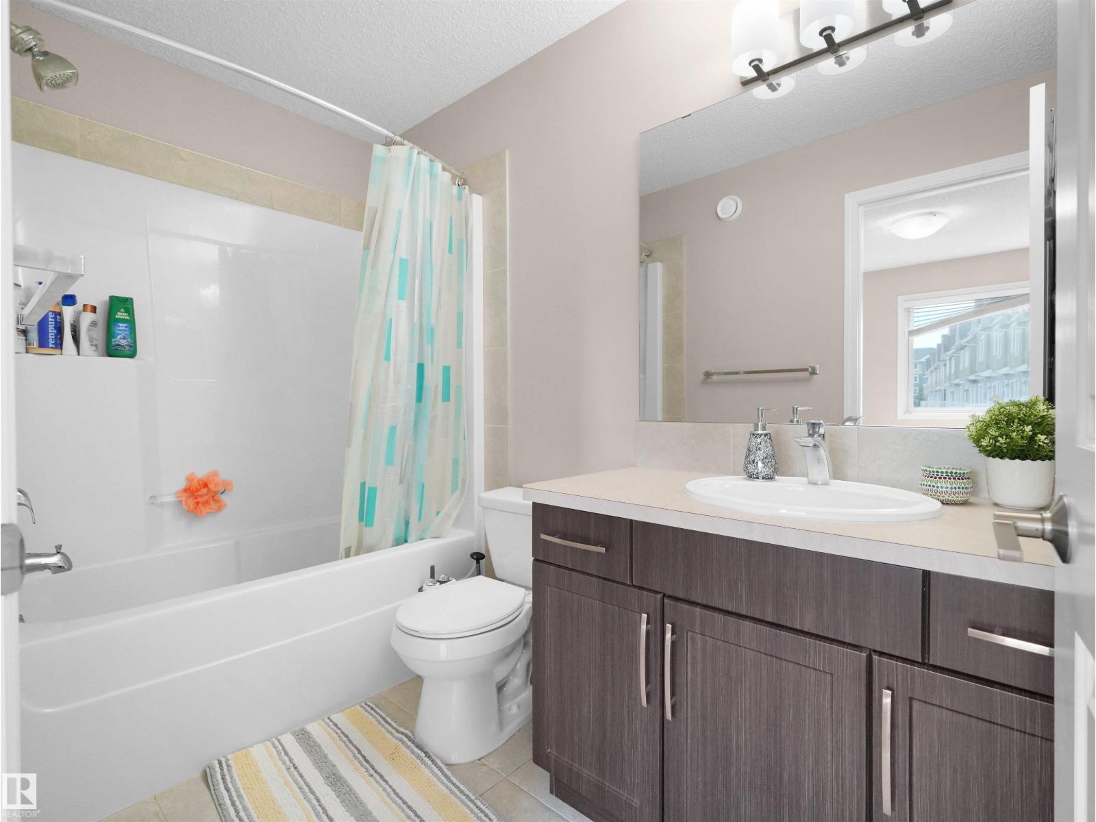 7827 22 AV SW — photo 39