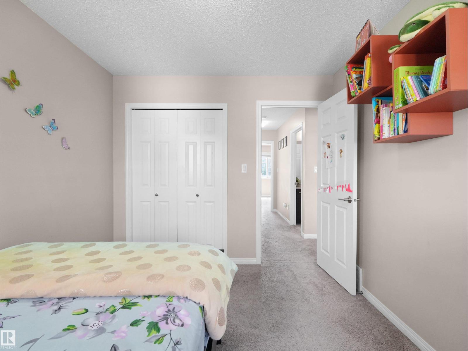 7827 22 AV SW — photo 41