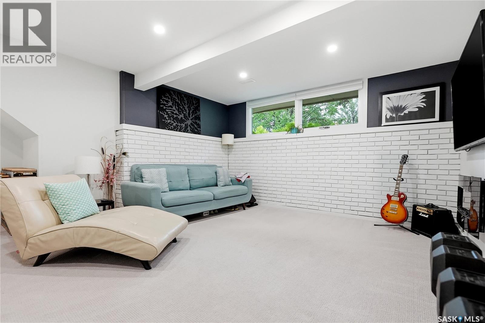 120 Rupert DRIVE — photo 31