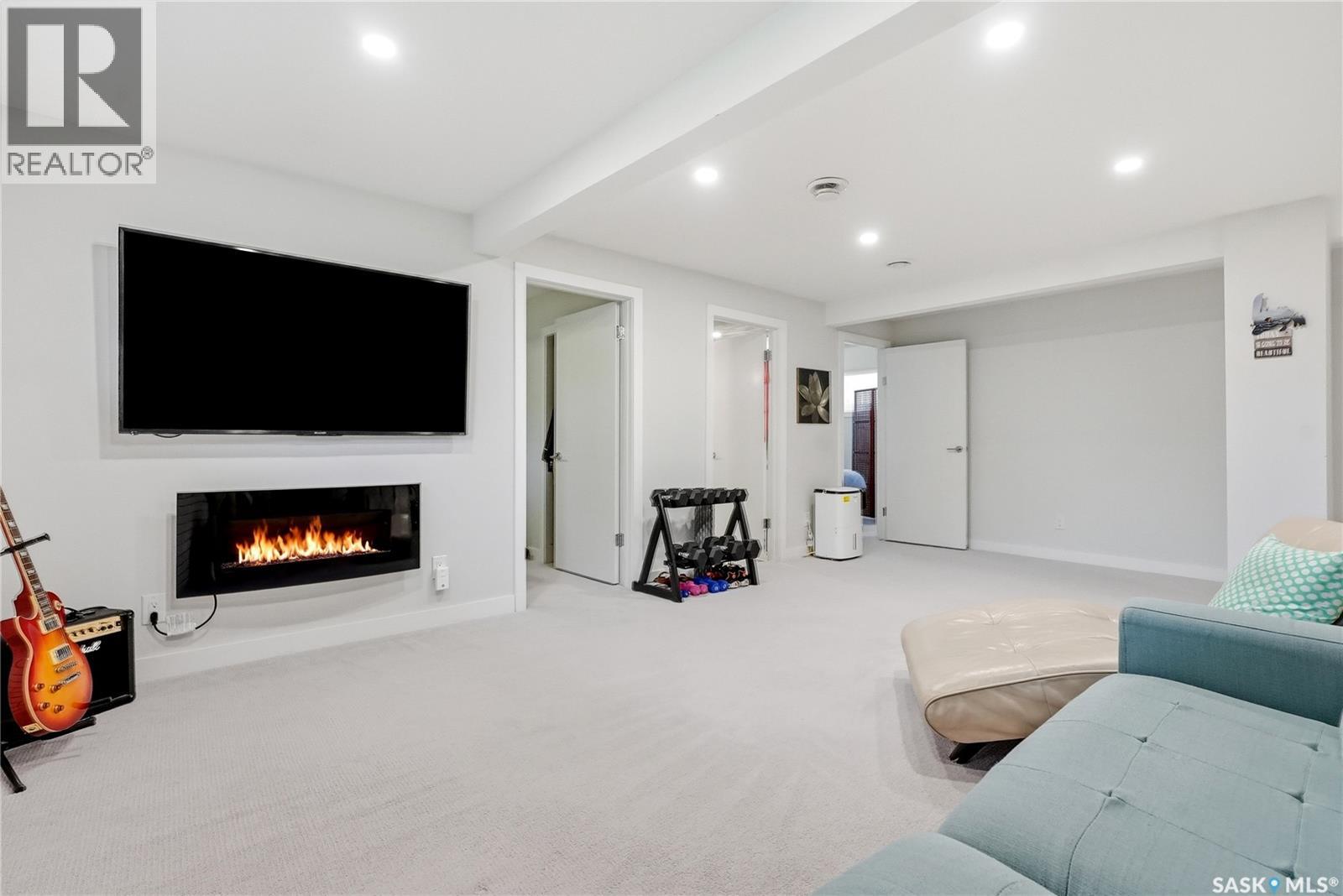 120 Rupert DRIVE — photo 32