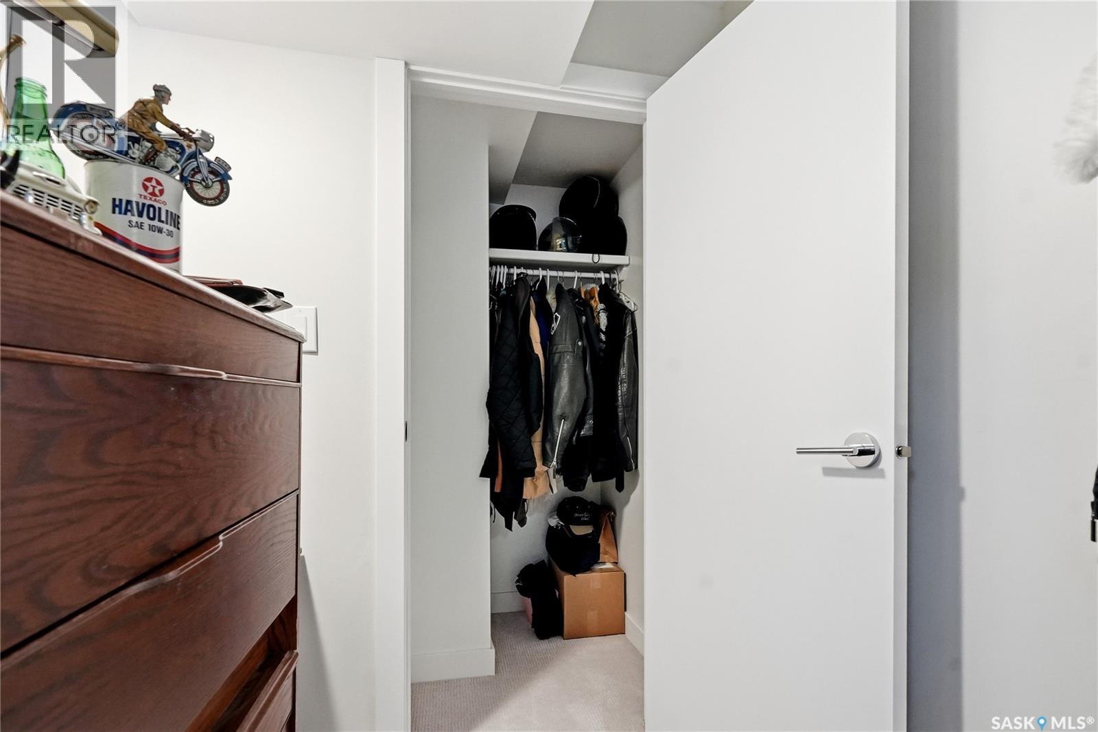 120 Rupert DRIVE — photo 43