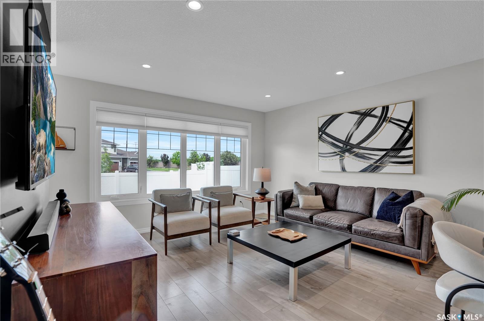 336 4000 Sandhill CRESCENT — photo 13
