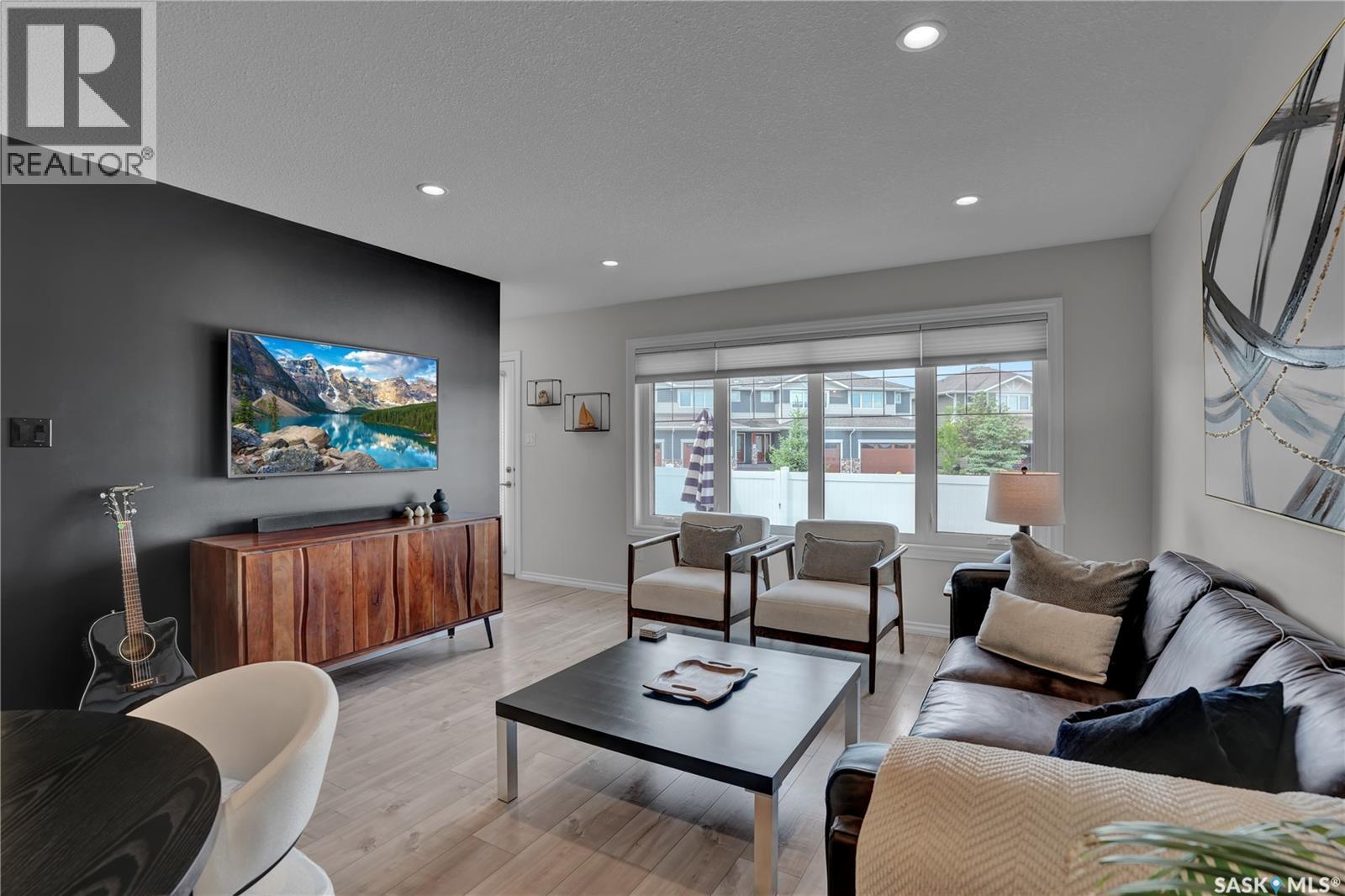 336 4000 Sandhill CRESCENT — photo 15