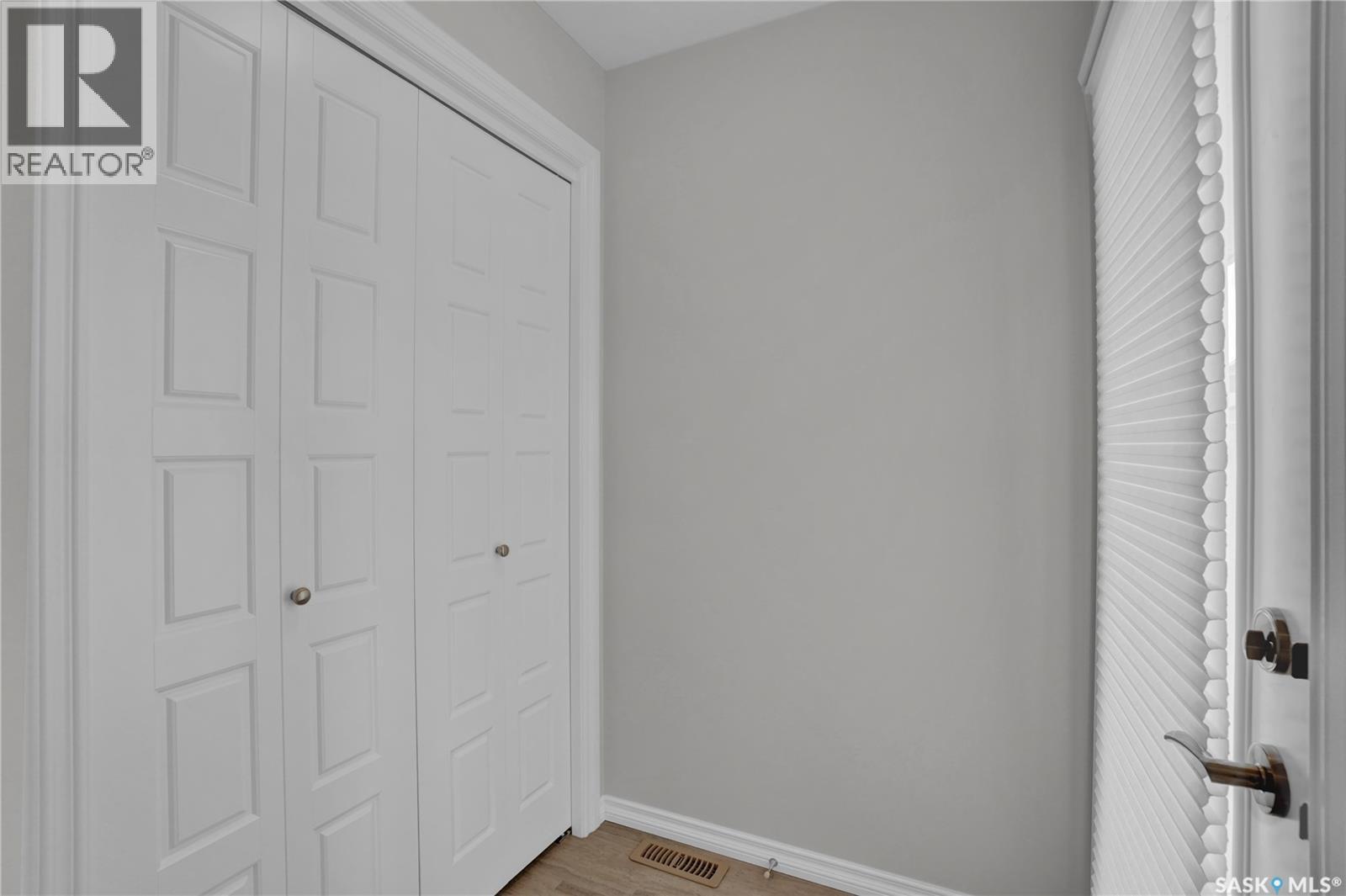 336 4000 Sandhill CRESCENT — photo 17