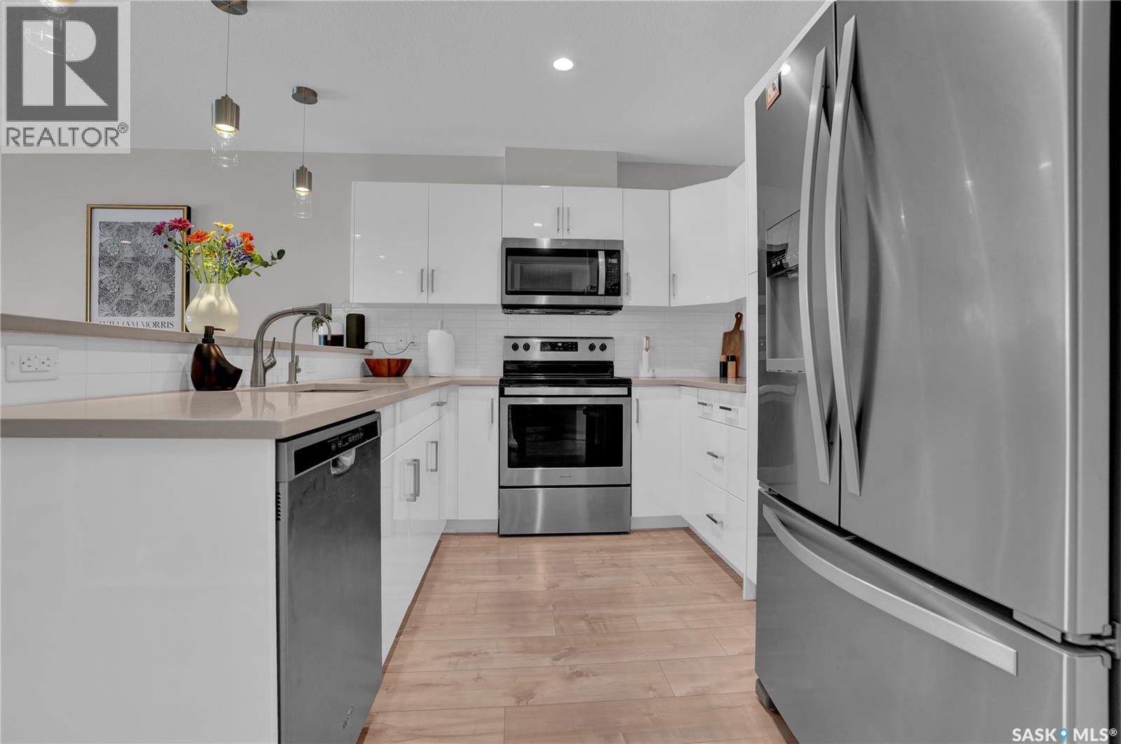 336 4000 Sandhill CRESCENT — photo 8