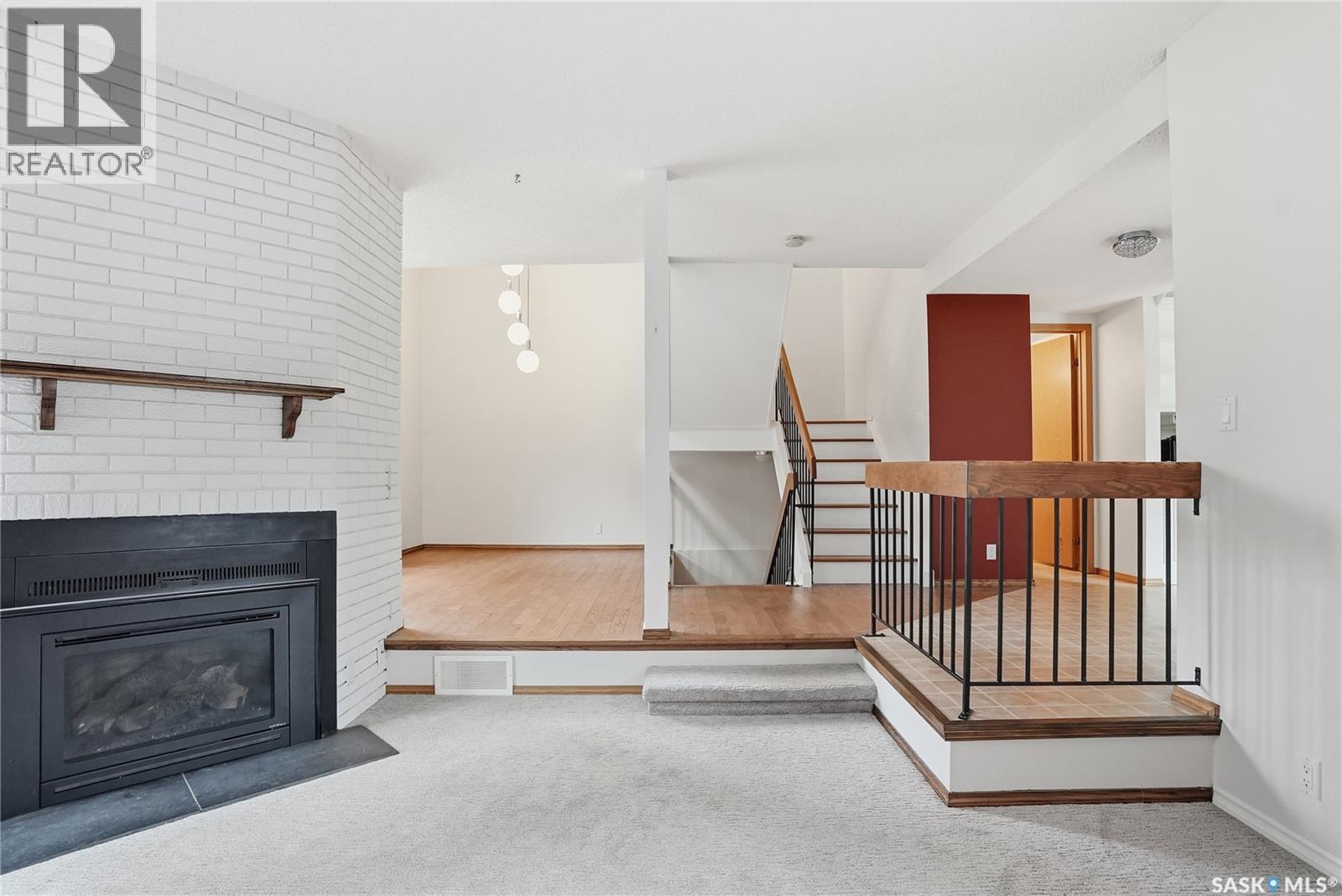 #20 455 Pinehouse DRIVE - 12