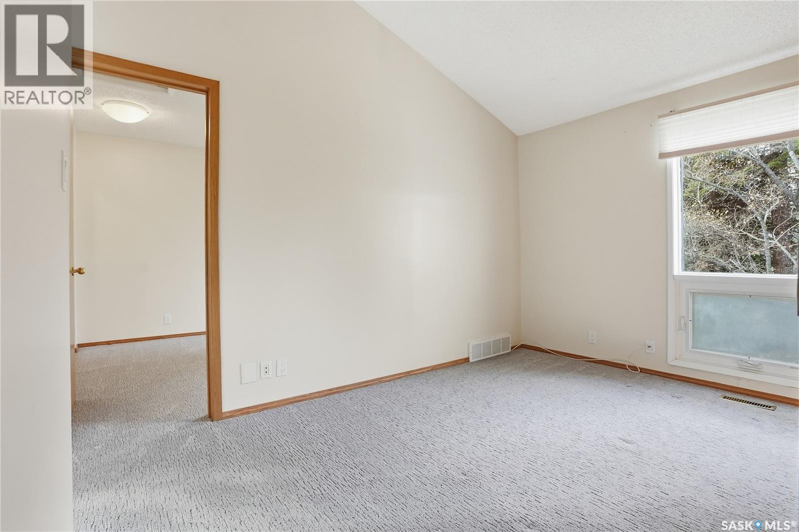 #20 455 Pinehouse DRIVE - 23