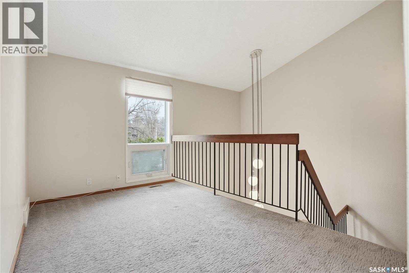 #20 455 Pinehouse DRIVE - 24