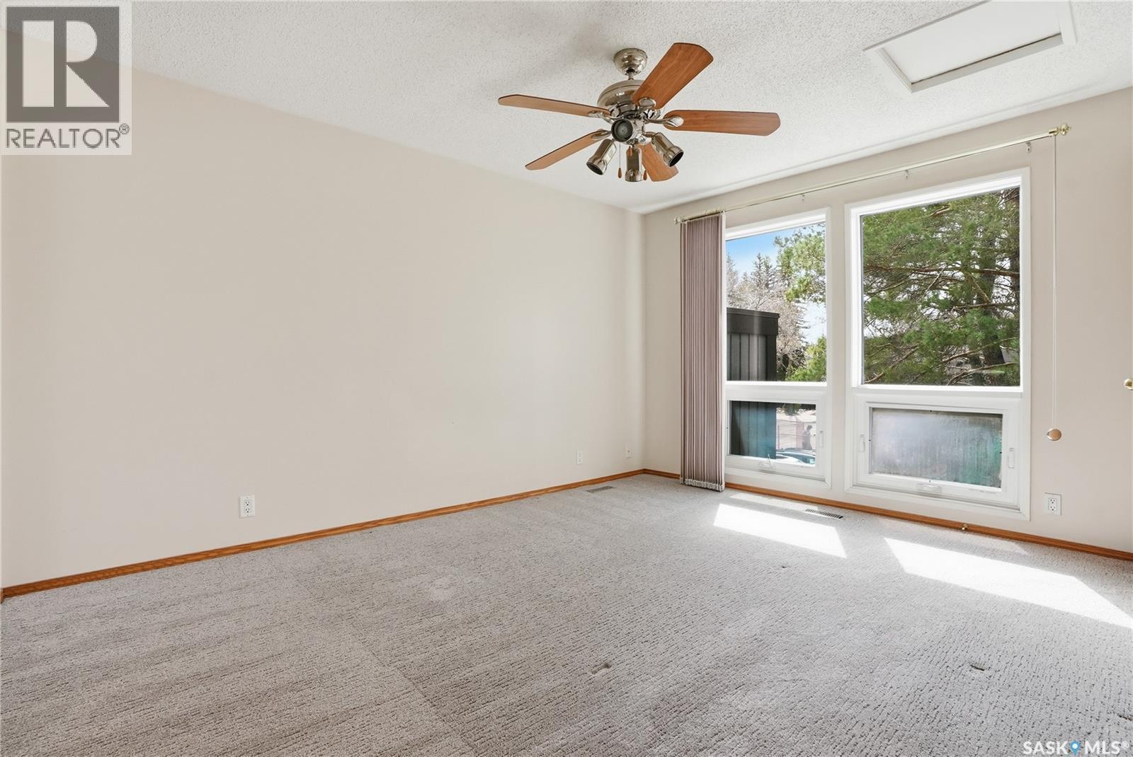 #20 455 Pinehouse DRIVE - 30
