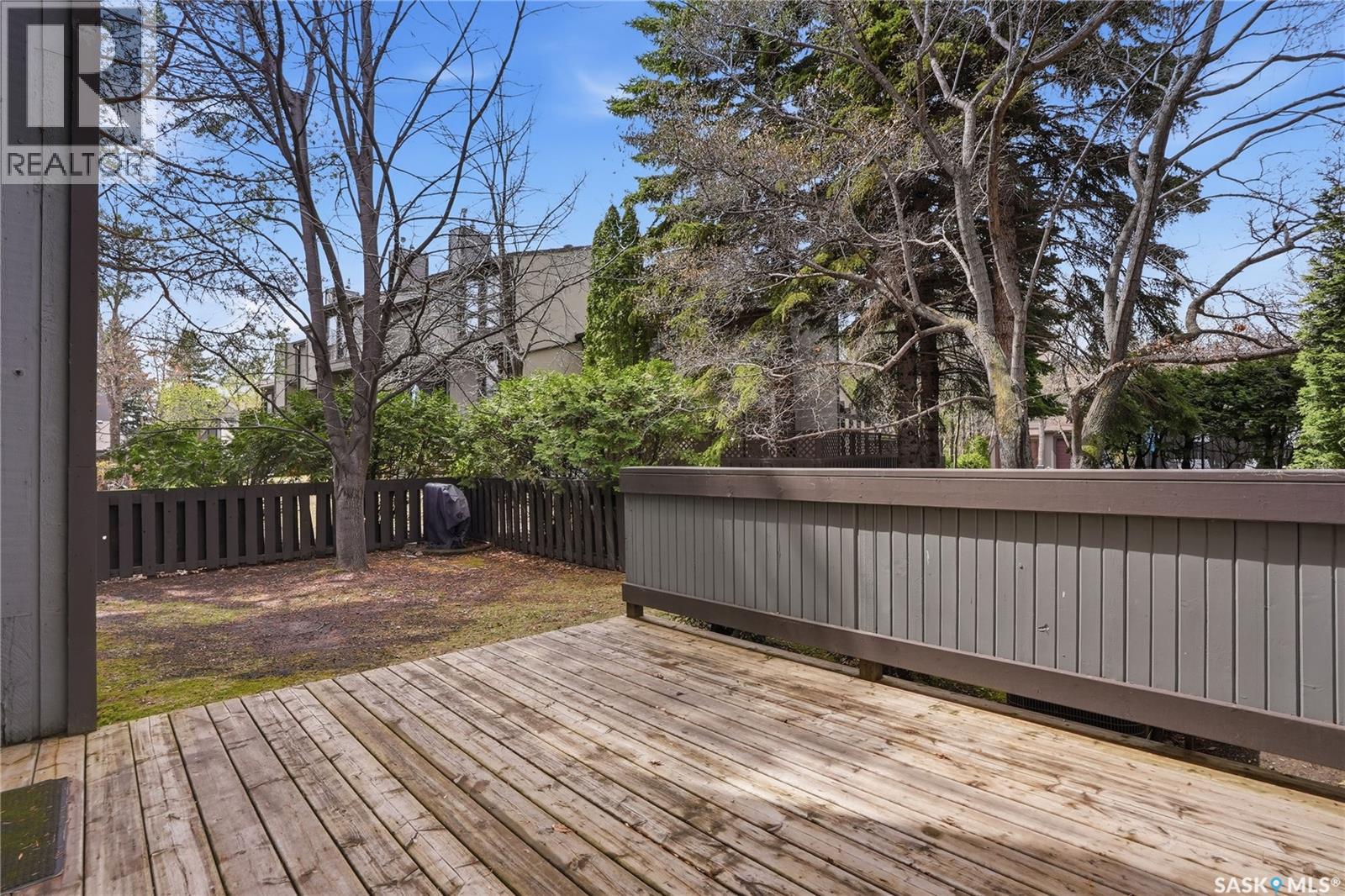 #20 455 Pinehouse DRIVE - 40