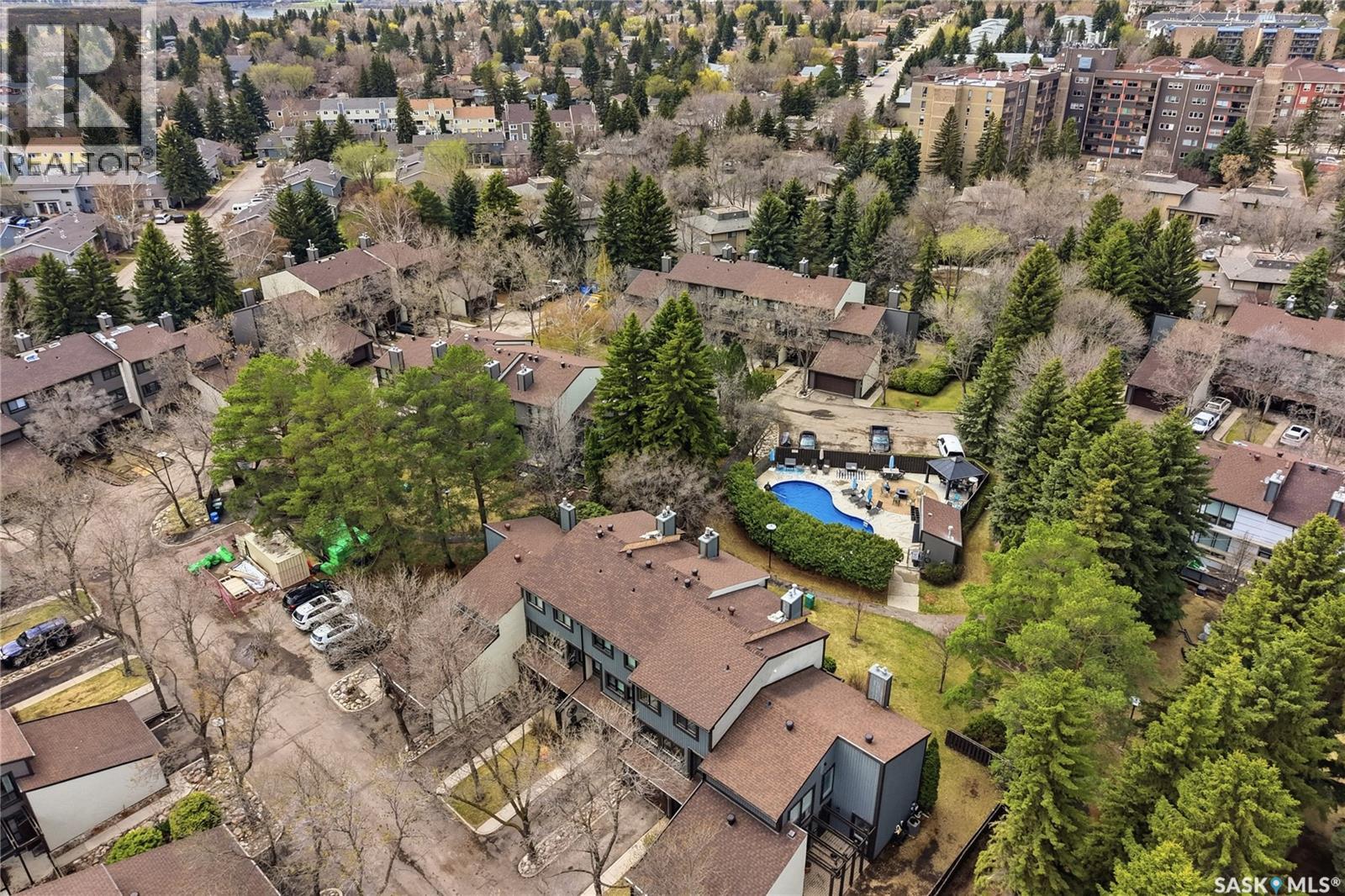 #20 455 Pinehouse DRIVE - 51