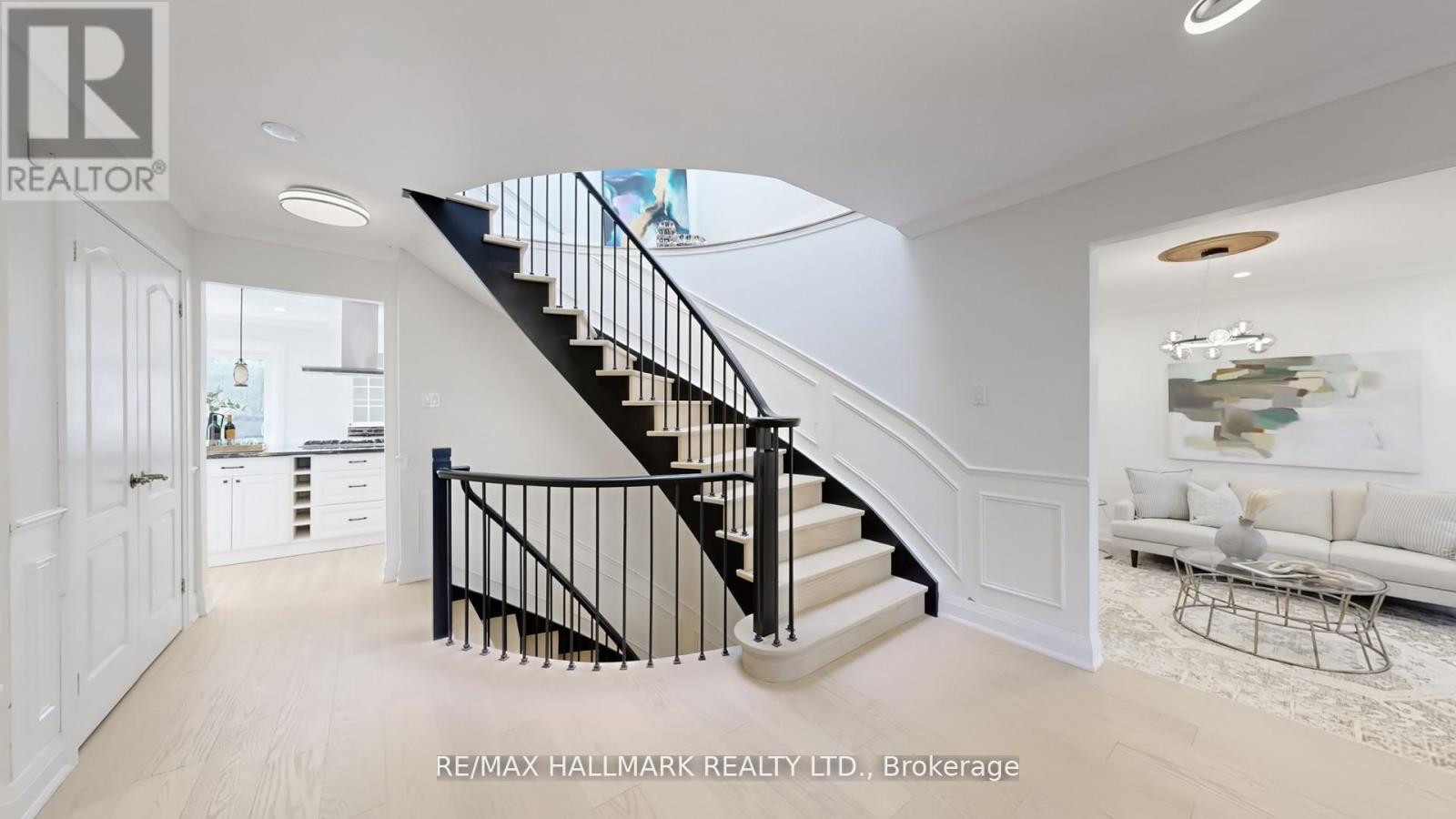 82 WINDERMERE CRESCENT S - 5
