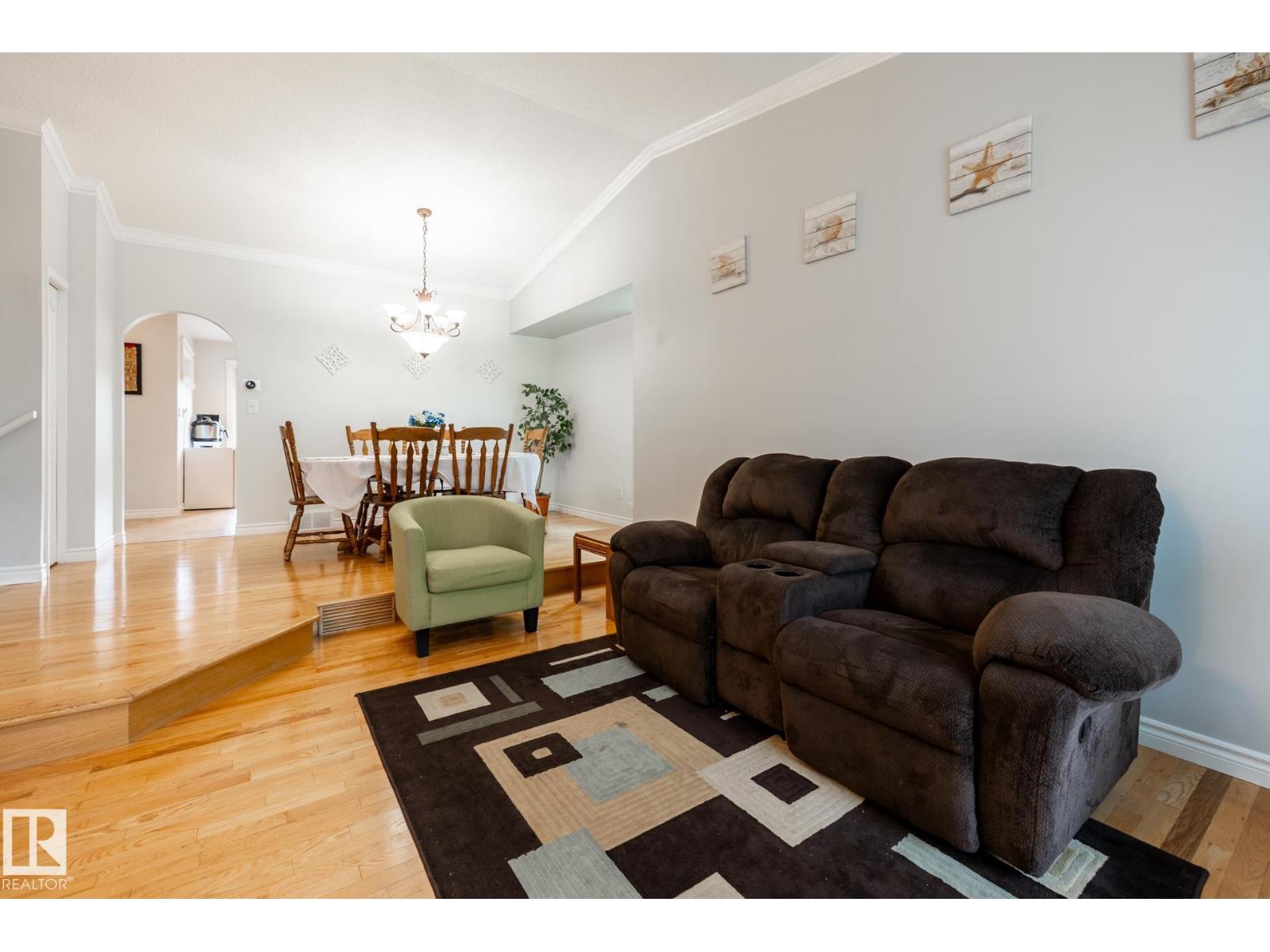 27 DANFORTH CR — photo 13