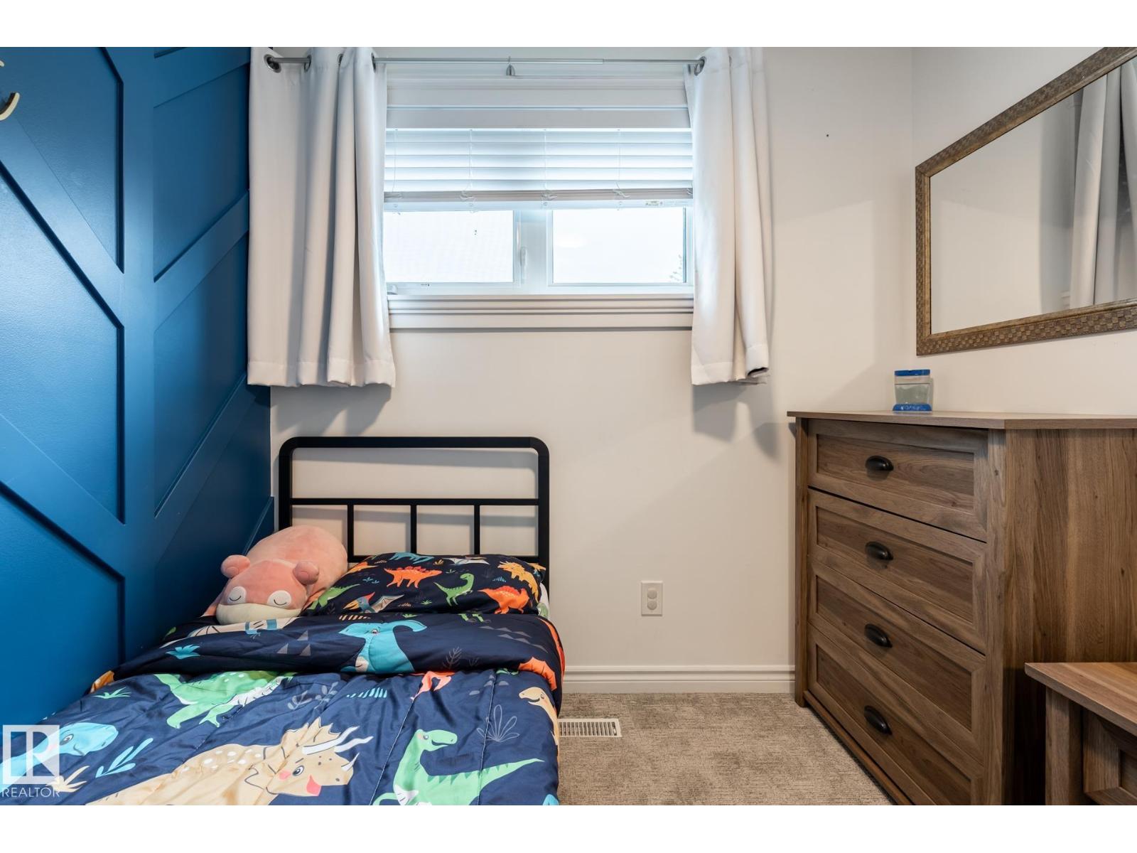 27 DANFORTH CR — photo 43
