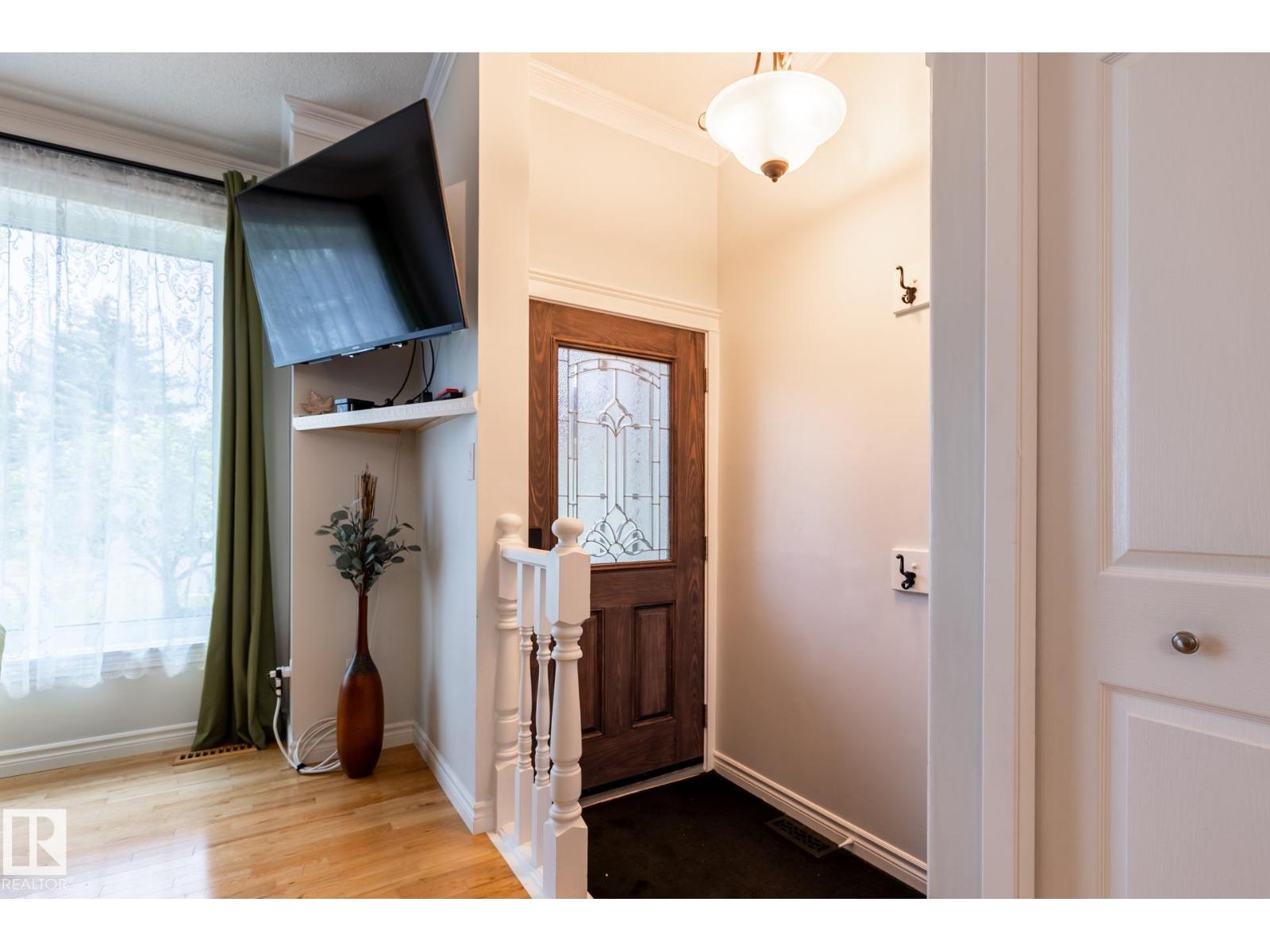27 DANFORTH CR — photo 11