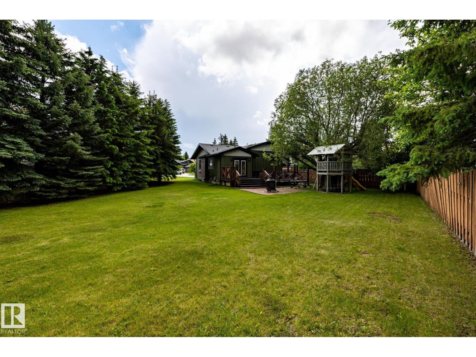 27 DANFORTH CR — photo 73