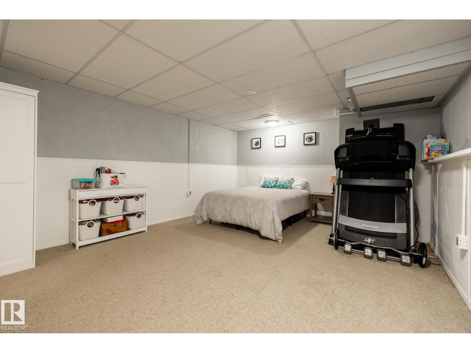 27 DANFORTH CR — photo 59