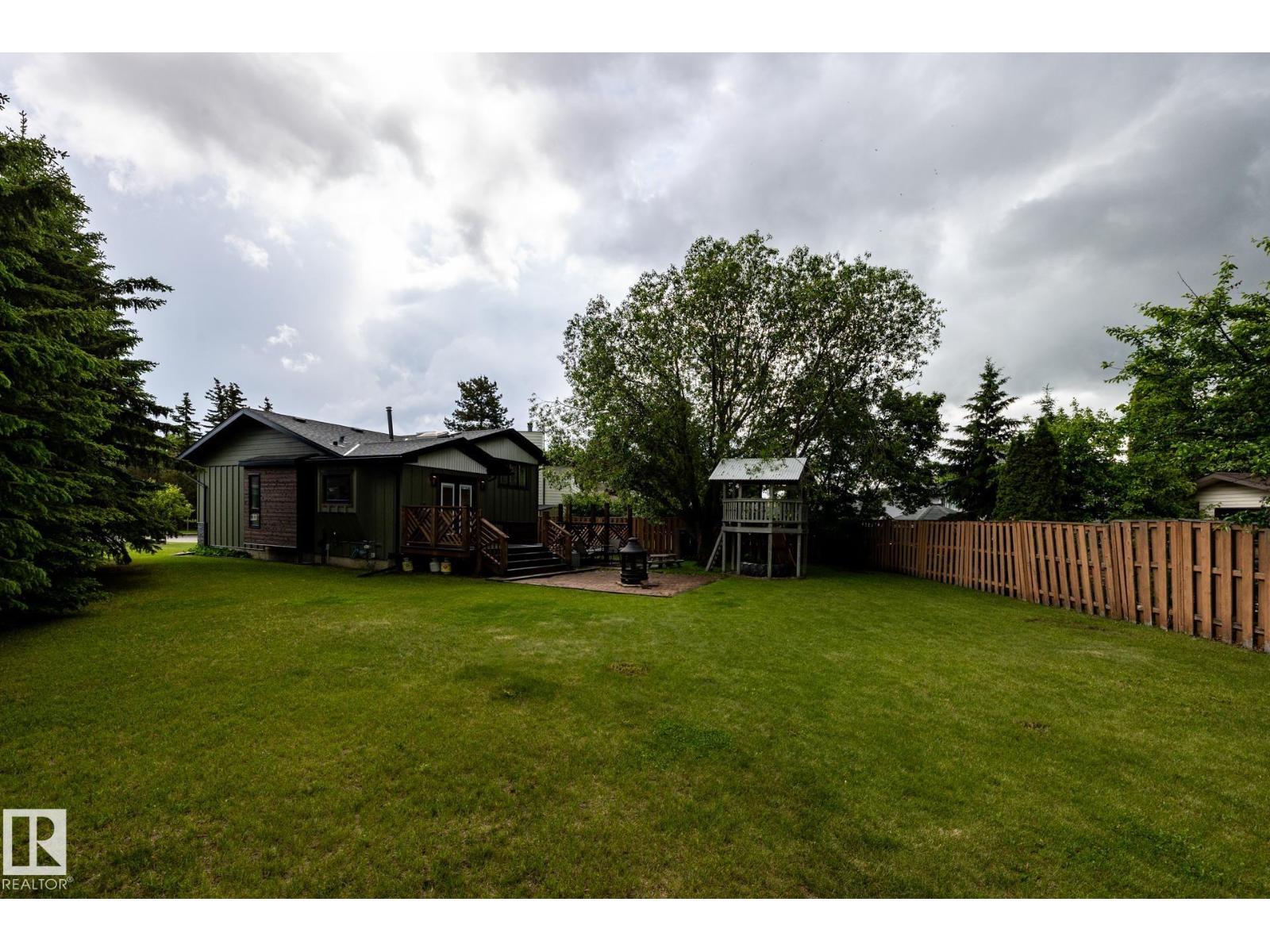 27 DANFORTH CR — photo 74