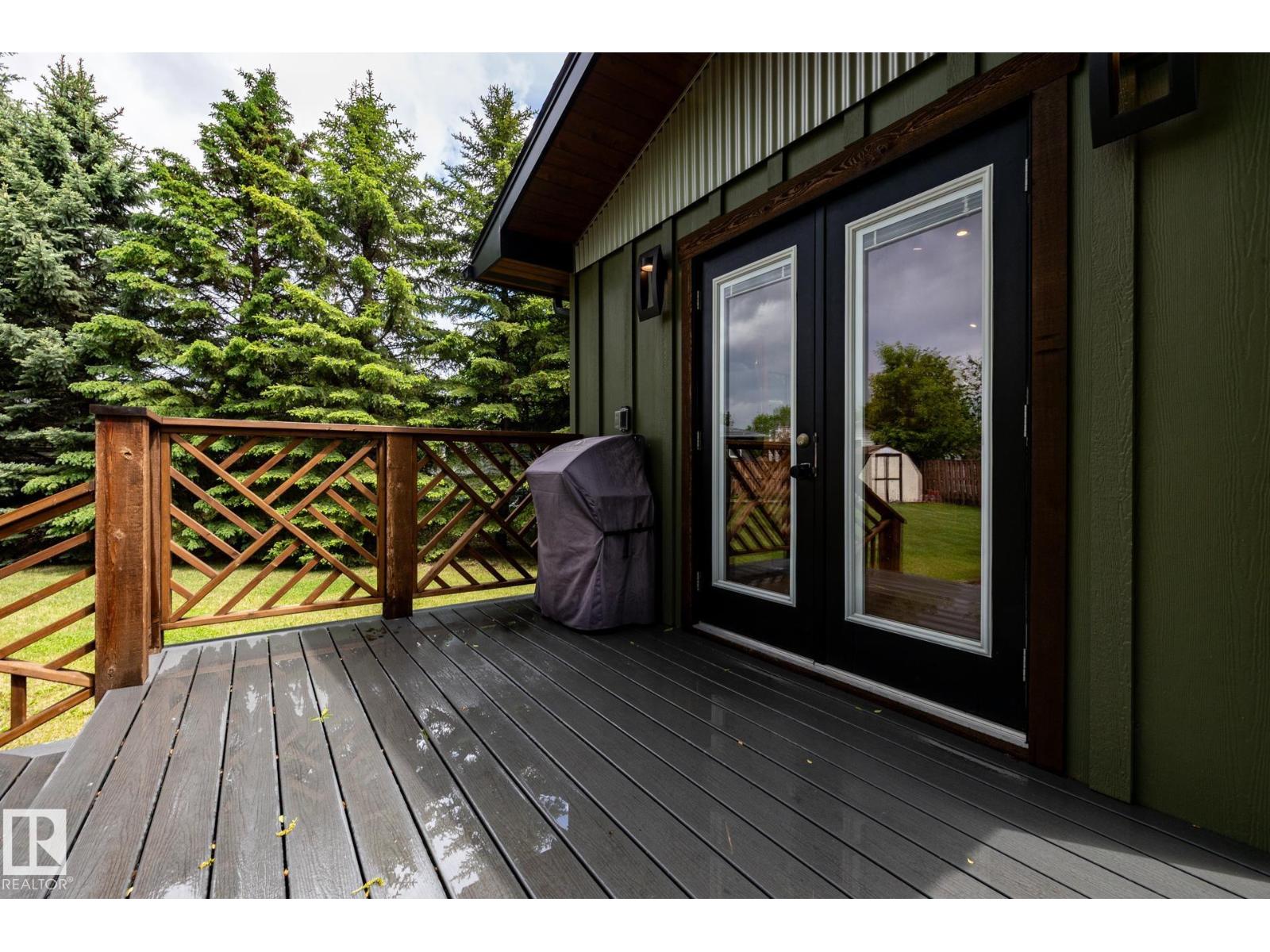 27 DANFORTH CR — photo 67
