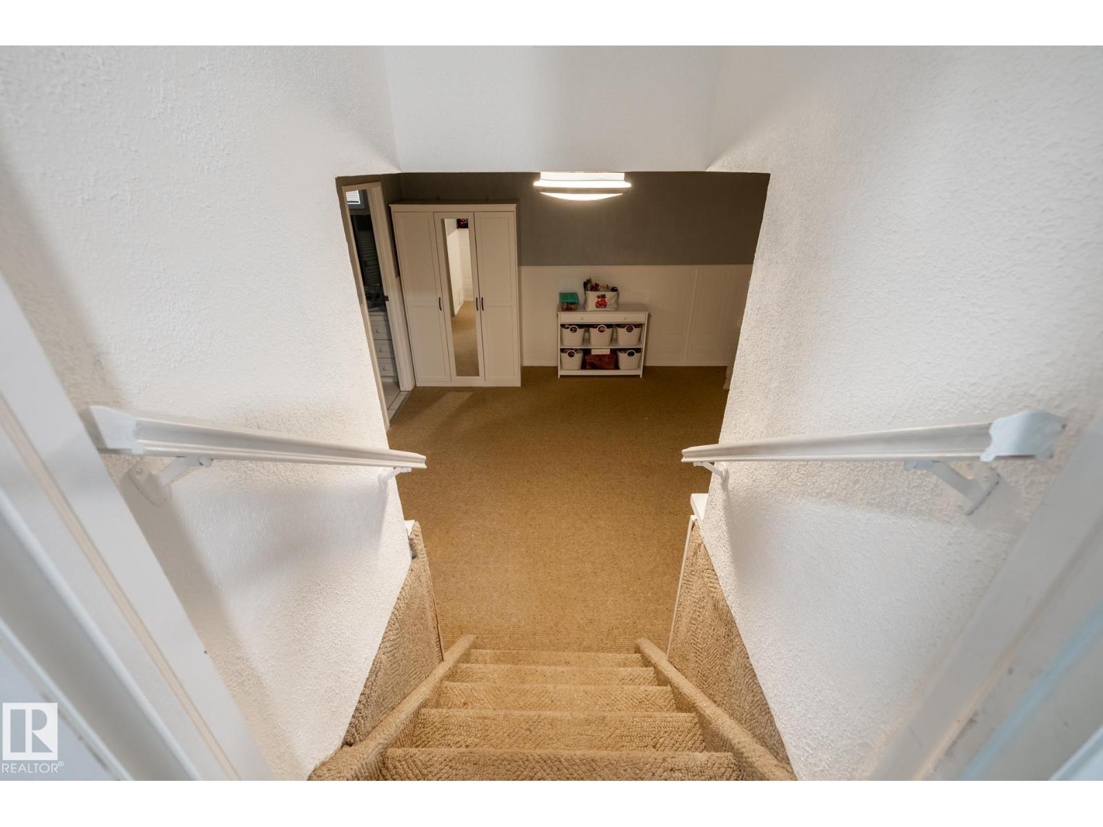 27 DANFORTH CR — photo 55