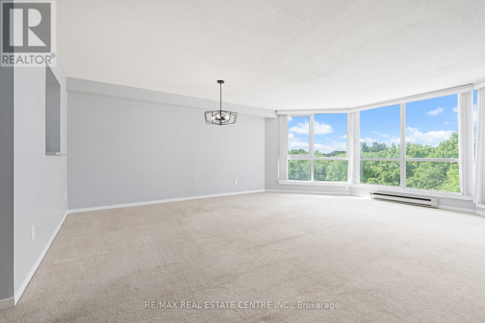 #406 26 HALL ROAD - 11