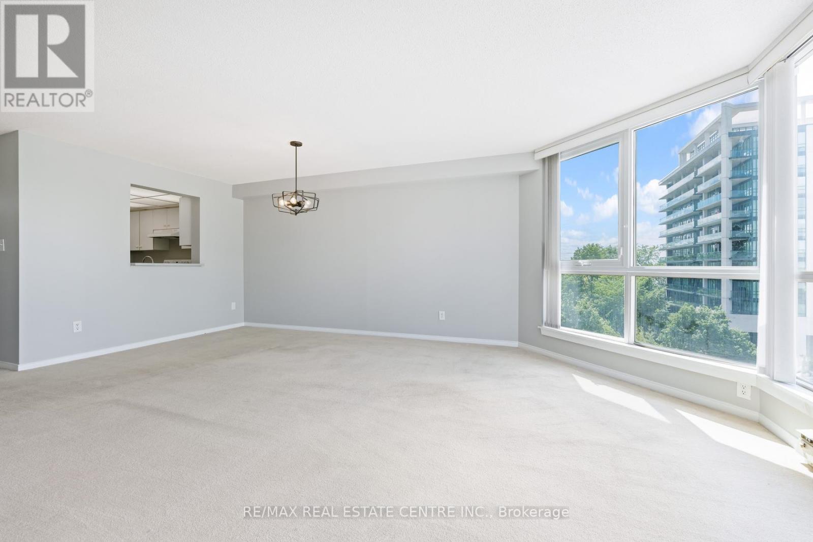 #406 26 HALL ROAD - 12