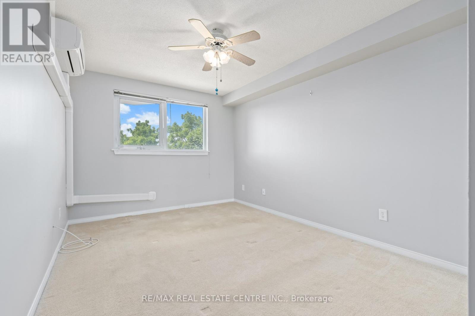 #406 26 HALL ROAD - 16