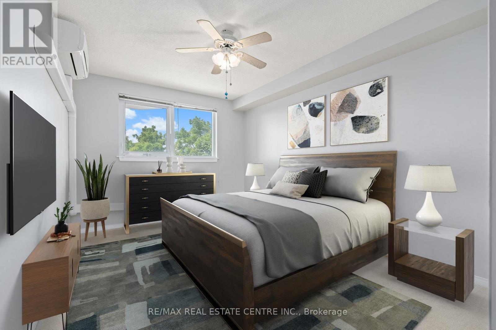 #406 26 HALL ROAD - 17