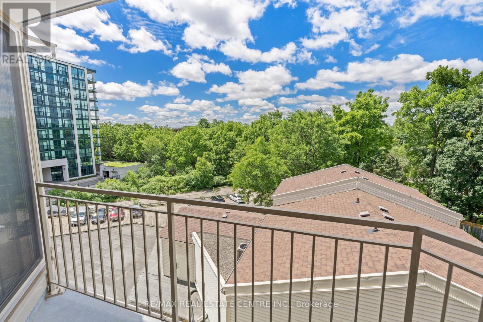 #406 26 HALL ROAD - 23