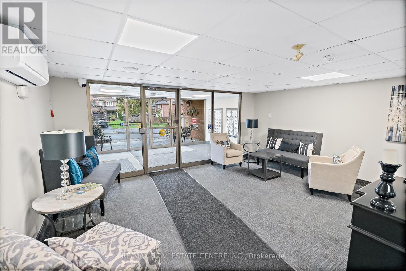 #406 26 HALL ROAD - 3